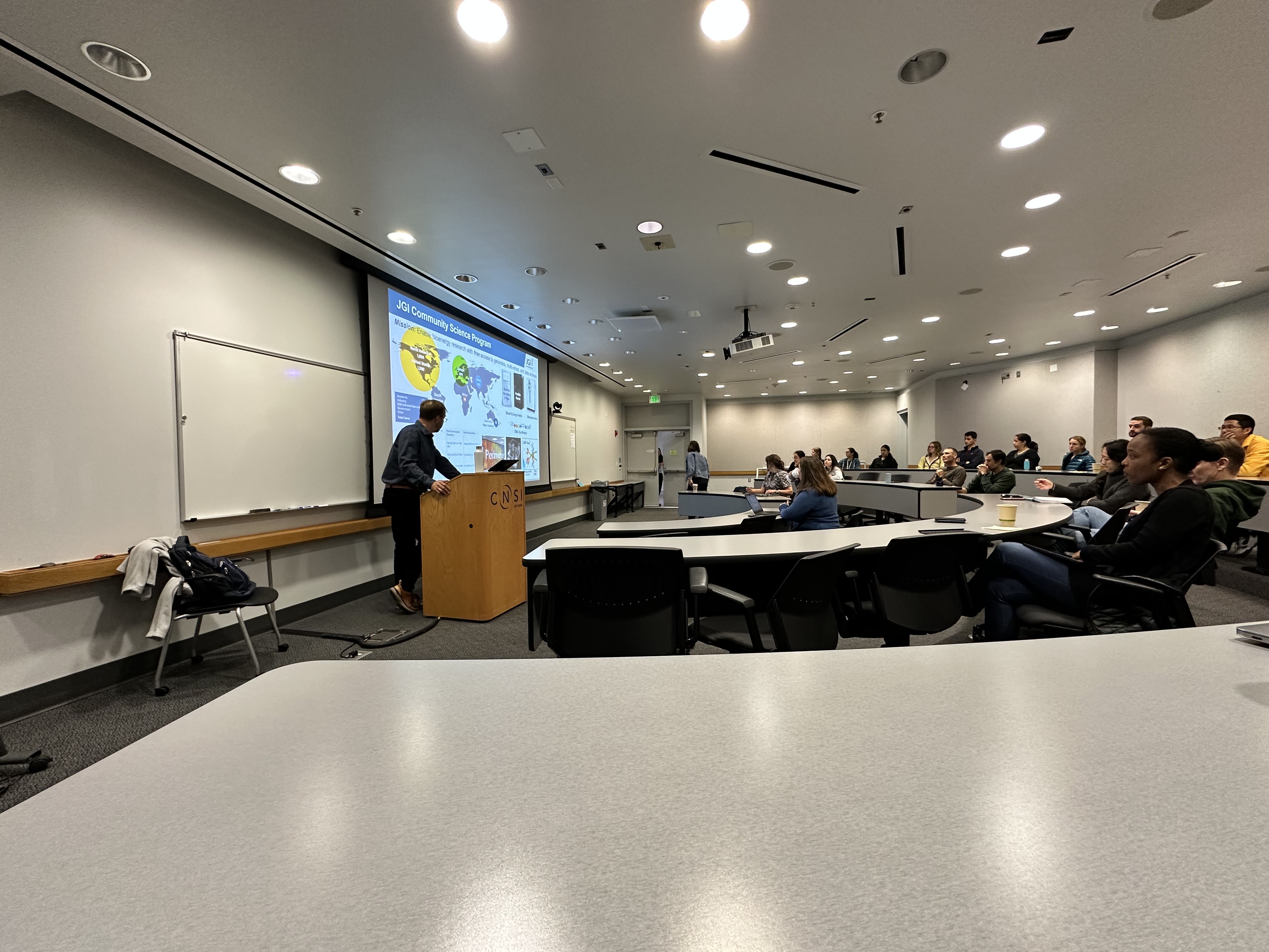 Igor Grigoriev giving a lecture to students