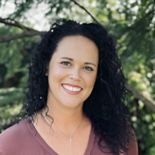 Airan Jansen Headshot